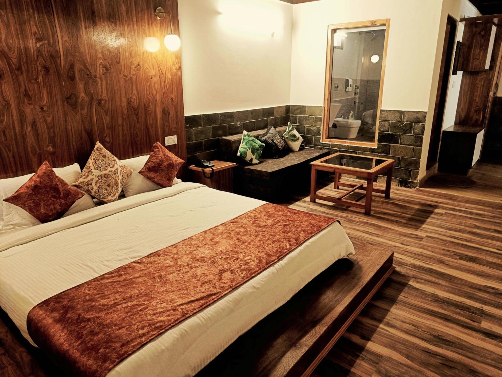 Trimounts-A Boutique Hotel & Wellnes Center In Tirthan Valley Banjar Bagian luar foto