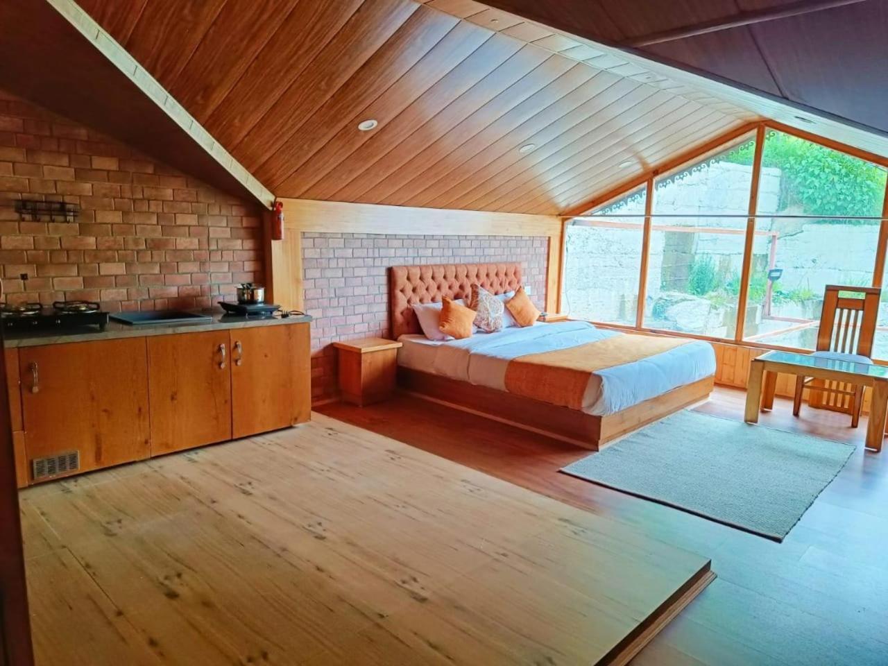 Trimounts-A Boutique Hotel & Wellnes Center In Tirthan Valley Banjar Bagian luar foto